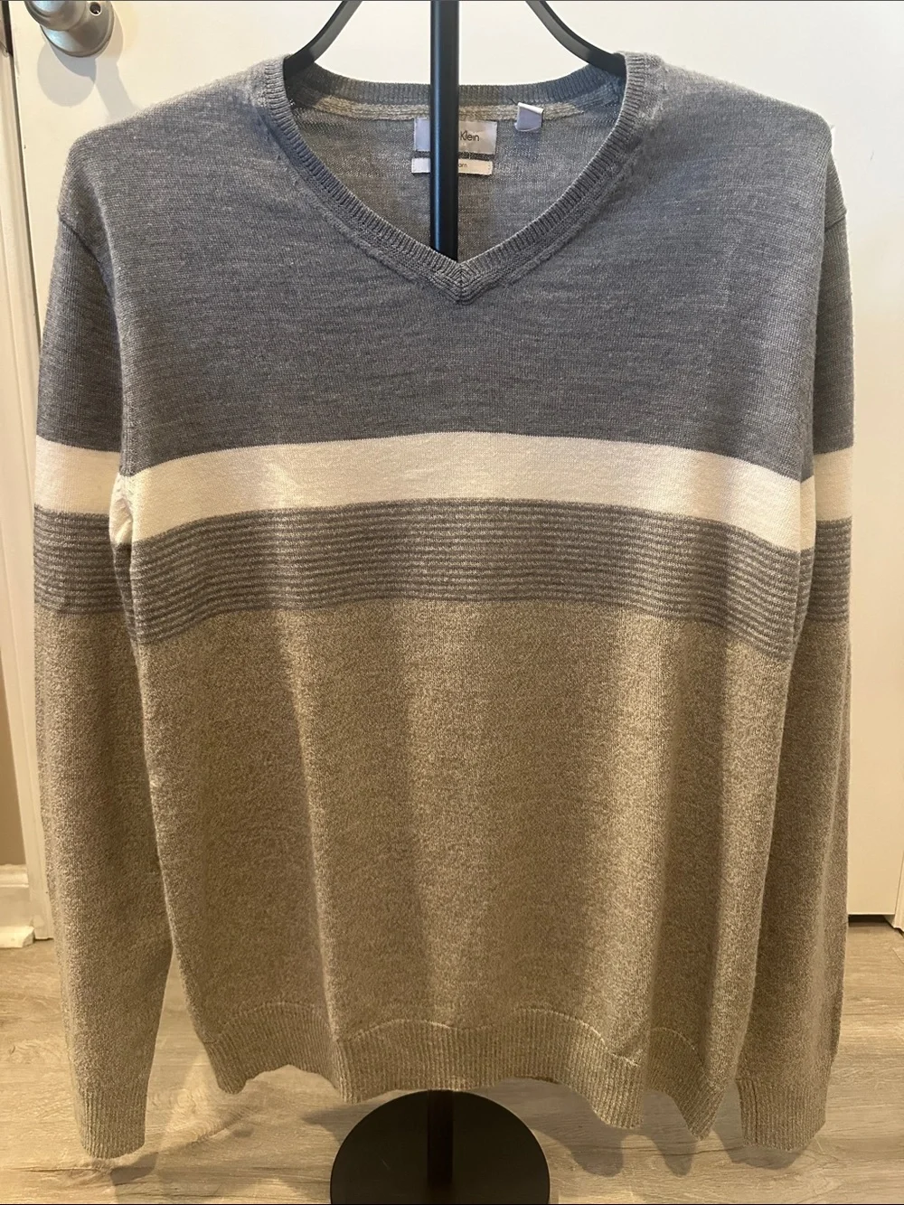 Calvin Klein Men V-Neck Sweater in Gray, Cream and Tan